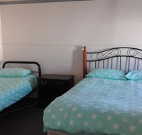 The Federal Hotel - Southport Accommodation