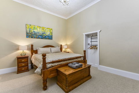 The Jazz B&B - Accommodation Southport 3