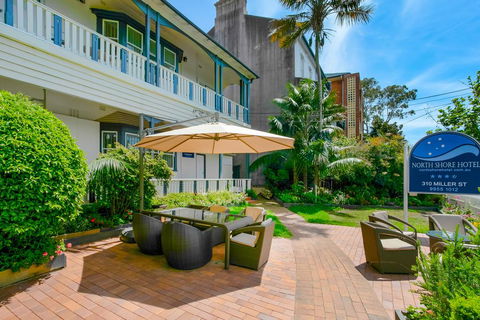 The North Shore Hotel - Southport Accommodation 1