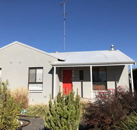 The Red Door - Accommodation Southport