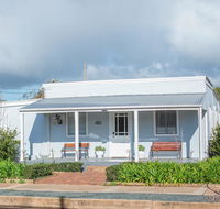 The Rested Guest 3 Bedroom Cottage West Wyalong - Southport Accommodation