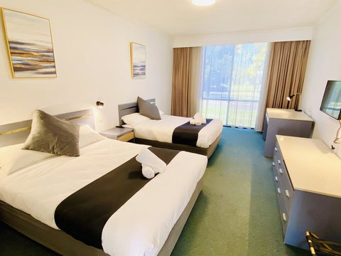 The Select Inn Penrith - Accommodation Southport 1