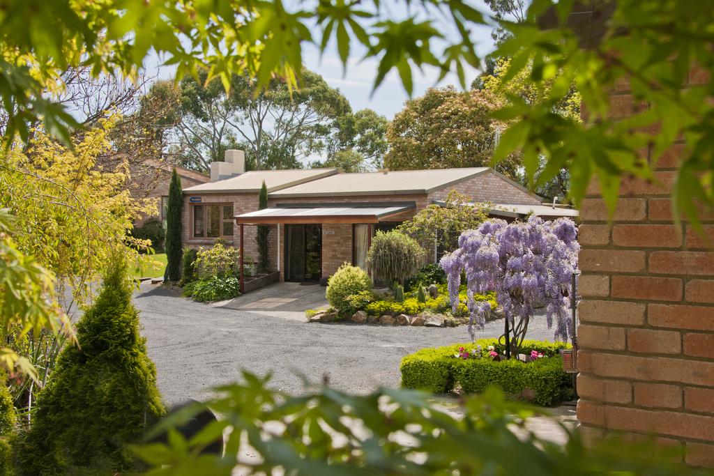 Dee TAS Southport Accommodation