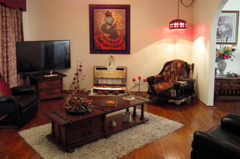 The Spanish Retreat And BnB - 24 Hrs - Southport Accommodation 0