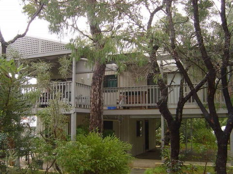 The Treehouse In Dawesville - Southport Accommodation 3