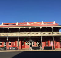Tumut Star Hotel - Southport Accommodation