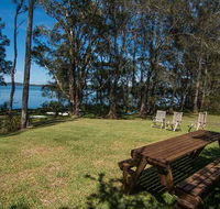 Tuppy's on the Lake - Southport Accommodation