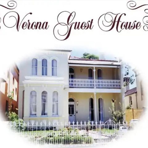 Verona Guest House - Southport Accommodation 3