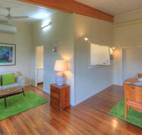Village Stays Coldstream Gallery Apartment - Southport Accommodation