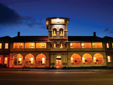 Vue Grand Hotel - Southport Accommodation 0