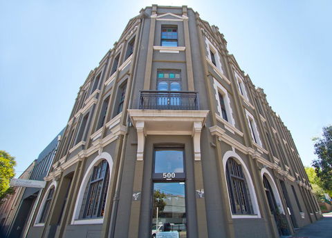 Vulcan Hotel Sydney - Southport Accommodation 0