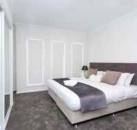 Wagga Apartments 3 - Southport Accommodation