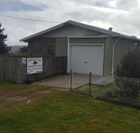 Waratah Falls Holiday Unit - Southport Accommodation
