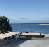 Waterfront Resort Perfect For A Couples Getaway - Accommodation Southport