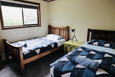 Red Ceder Cottage - Great Ocean Road - Port Campbell - Accommodation Southport 10