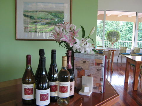 Waybourne- Vineyard And Winery - Southport Accommodation 13