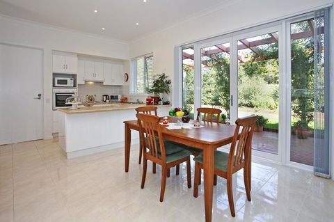 Waybourne- Vineyard And Winery - Southport Accommodation 19