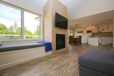 Amber Mist Villa Two - Accommodation Southport 14