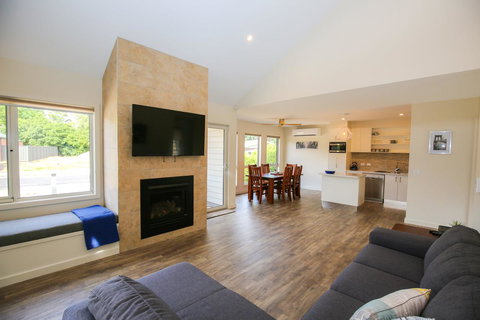 Amber Mist Villa Two - Accommodation Southport 21