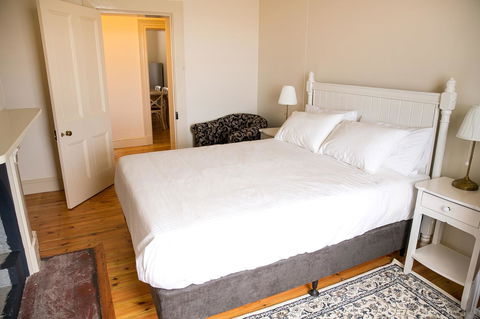 Cape Nelson Lighthouse - Southport Accommodation 19