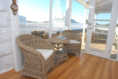 Cape Nelson Lighthouse - Southport Accommodation 32