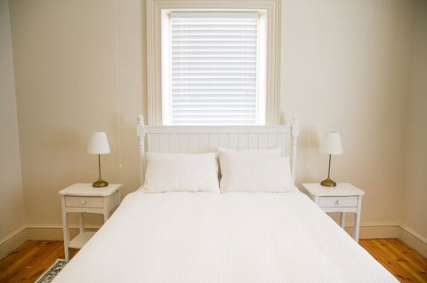 Cape Nelson Lighthouse - Southport Accommodation 13