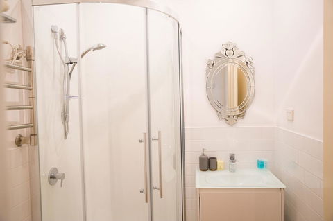 Cape Nelson Lighthouse - Southport Accommodation 15