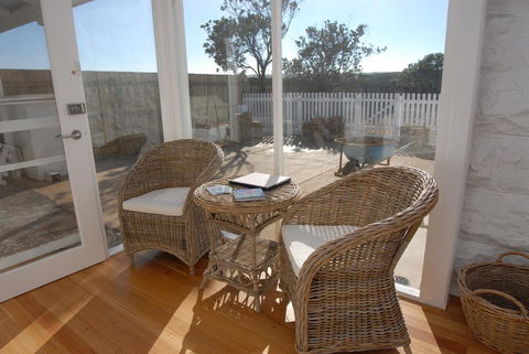 Cape Nelson Lighthouse - Southport Accommodation 22