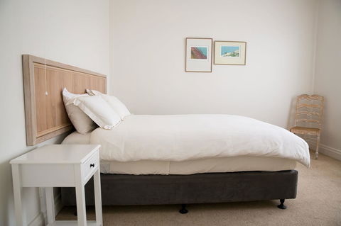 Cape Nelson Lighthouse - Southport Accommodation 10