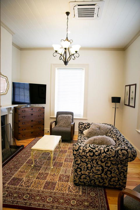 Cape Nelson Lighthouse - Southport Accommodation 20