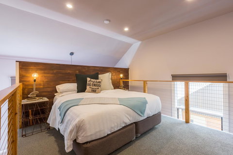 The Old Mechanics - Accommodation Southport 9