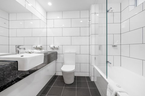 Hotel Grand Chancellor Palm Cove - Accommodation Southport 12