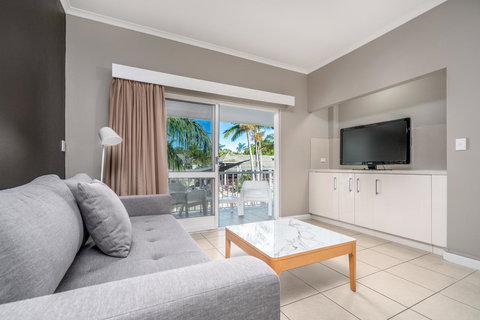 Hotel Grand Chancellor Palm Cove - Accommodation Southport 11