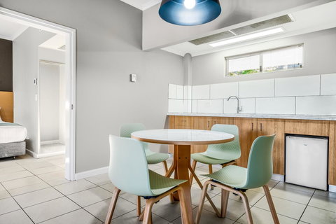 Hotel Grand Chancellor Palm Cove - Accommodation Southport 19