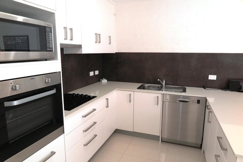 Myuna Holiday Apartments - Accommodation Southport 7