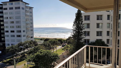 Surfers Chalet - Southport Accommodation 15