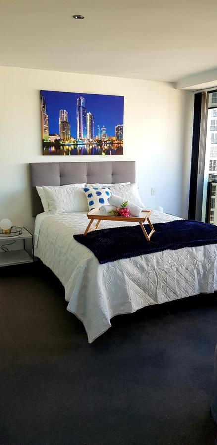 Circle Luxury Holidays - Southport Accommodation 16
