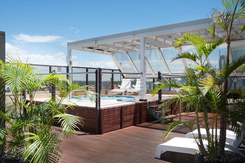 Tiki Hotel Apartments Surfers Paradise - Accommodation Southport 0