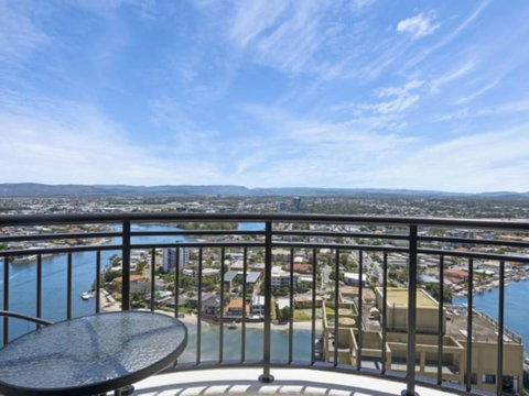 Beach Stay - Ocean & Riverview Resort Chevron Renaissance Central Surfers Paradise - Accommodation Southport 14