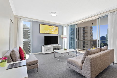 Beach Stay - Ocean & Riverview Resort Chevron Renaissance Central Surfers Paradise - Accommodation Southport 7