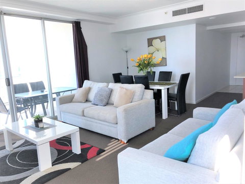 Beach Stay - Ocean & Riverview Resort Chevron Renaissance Central Surfers Paradise - Accommodation Southport 18