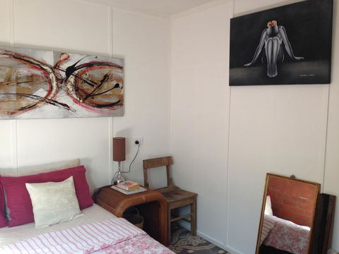 XYL Pets Friendly Seaside Boutique Guesthouse - Southport Accommodation 13