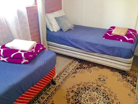 XYL Pets Friendly Seaside Boutique Guesthouse - Southport Accommodation 8