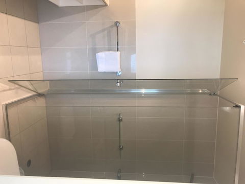 Proximity Waterfront Apartments - Southport Accommodation 10