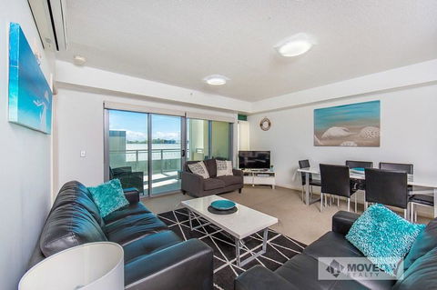 Proximity Waterfront Apartments - Southport Accommodation 25