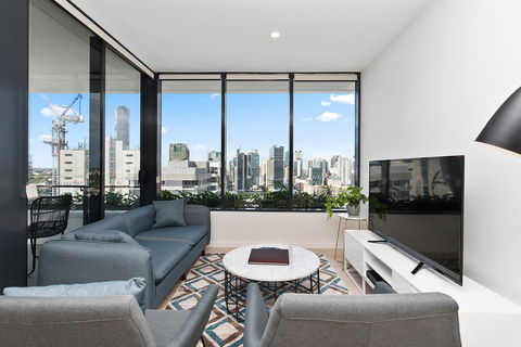 Ivy And Eve Apartments By CLLIX - Southport Accommodation 26