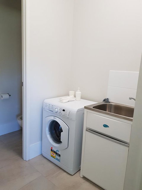 Adwaga Lodge - Accommodation Southport 22