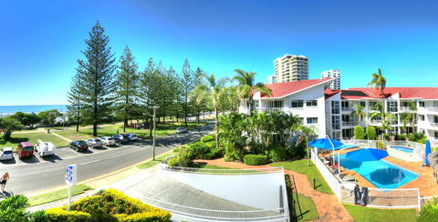 Le Beach Apartments - Southport Accommodation 24