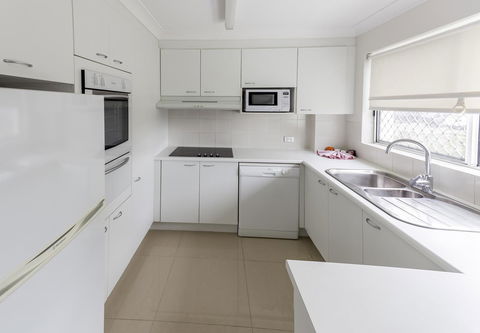 Le Beach Apartments - Southport Accommodation 25