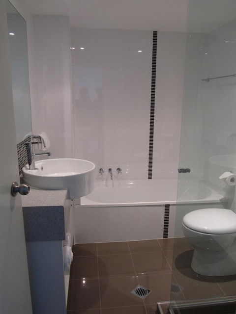Le Beach Apartments - Southport Accommodation 14